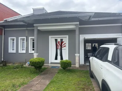 Casa com 4 Quartos para alugar, 260m² no Marechal Rondon, Canoas
