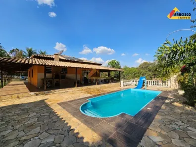 Fazenda/Sítio com 5 Quartos à venda, 500m² no Área Rural de Divinópolis, Divinópolis