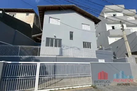 Casa com 3 Quartos para alugar, 160m² no Centro, Vinhedo