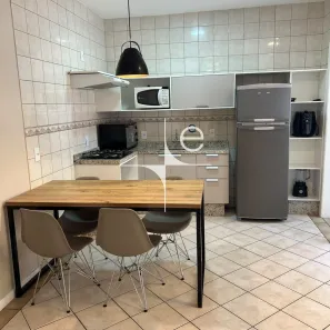 Apartamento com 2 Quartos para alugar, 52m² no Jurerê, Florianópolis