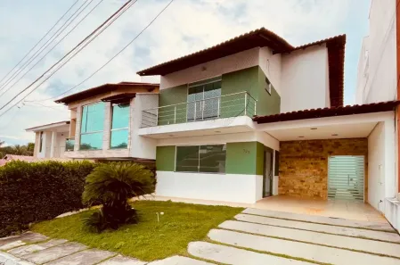 Casa de Condomínio com 3 Quartos para alugar, 250m² no Tarumã, Manaus