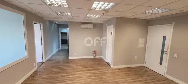 Sala Comercial com 8 Quartos para alugar, 322m² no Chácara da Barra, Campinas