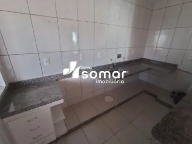 Casa com 4 Quartos à venda, 95m² no Jardim Candelária, Divinópolis