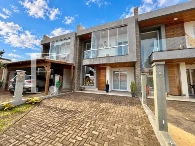 Sobrado com 3 Quartos à venda, 120m² no XANGRI-LÁ, Xangri-lá