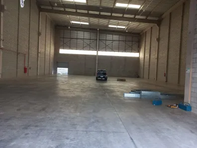 Galpão/Depósito/Armazém para alugar, 1275m² no Iporanga, Sorocaba