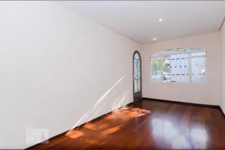 Casa com 3 Quartos para alugar, 190m² no Jardim Santa Clara, Guarulhos