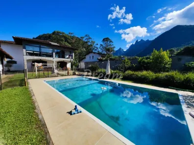 Casa com 3 Quartos à venda, 332m² no Granja Guarani, Teresópolis