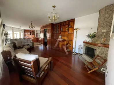 Casa com 4 Quartos à venda, 502m² no Vila Oliveira, Mogi das Cruzes