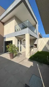 Casa de Condomínio com 4 Quartos para alugar, 178m² no Vargem Grande, Rio de Janeiro