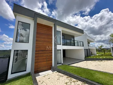 Casa de Condomínio com 4 Quartos à venda, 307m² no São Pedro, Juiz de Fora