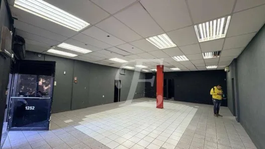 Ponto Comercial para alugar, 123m² no Barra Funda, São Paulo
