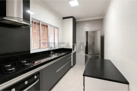 Casa com 3 Quartos para alugar, 203m² no Vila Dainese, Americana