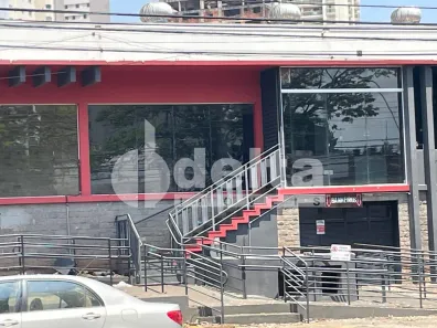 Ponto Comercial à venda, 600m² no Tabajaras, Uberlândia