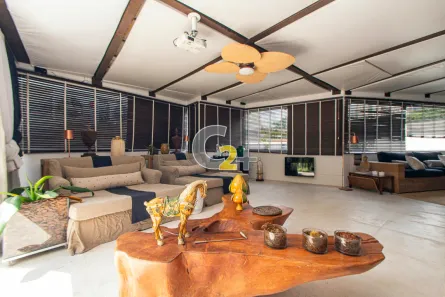 Casa com 6 Quartos para alugar, 657m² no Pacaembu, São Paulo