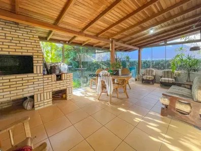 Casa de Condomínio com 3 Quartos à venda, 300m² no Nossa Senhora das Graças, Canoas