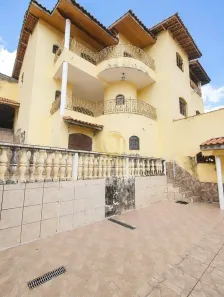 Sobrado com 4 Quartos à venda, 445m² no Jardim Bela Vista, Jacareí