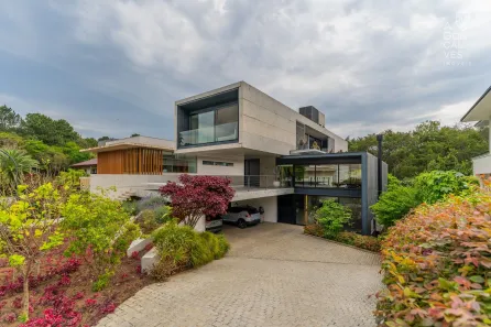 Casa de Condomínio com 4 Quartos à venda, 890m² no Santo Inácio, Curitiba