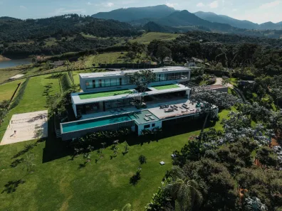 Fazenda/Sítio com 7 Quartos à venda, 1960m² no Paiol Grande, Joanópolis