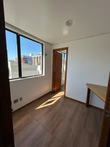 Sala Comercial com 1 Quarto à venda, 27m² no Menino Deus, Porto Alegre