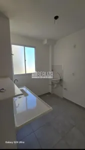 Apartamento com 2 Quartos para alugar, 45m² no Vila Arquelau, Uberaba