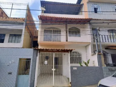 Casa com 3 Quartos à venda, 93m² no Democrata, Juiz de Fora