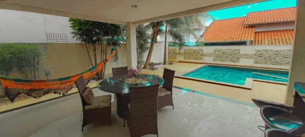Casa de Condomínio com 3 Quartos à venda, 340m² no Jardins Madri, Goiânia