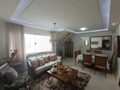 Apartamento com 3 Quartos à venda, 159m² no Candeias, Vitória da Conquista
