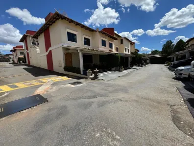 Casa de Condomínio com 3 Quartos à venda, 154m² no Jardim Planalto, Goiânia