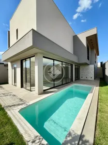 Casa de Condomínio com 3 Quartos à venda, 314m² no Gávea, Uberlândia
