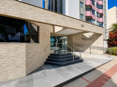 Apartamento com 3 Quartos para alugar, 80m² no Vila Larsen 1, Londrina