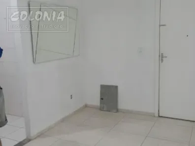 Apartamento com 2 Quartos para alugar, 44m² no Jardim Utinga, Santo André