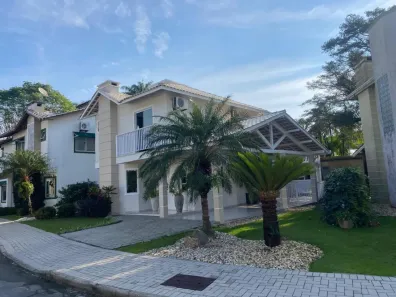 Casa com 3 Quartos à venda, 150m² no Cacupé, Florianópolis