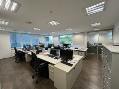 Sala Comercial para alugar, 172m² no Cidade Monções, São Paulo