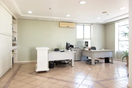 Sala Comercial à venda, 80m² no Higienópolis, Porto Alegre