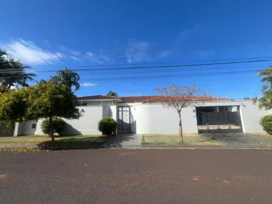 Casa com 3 Quartos à venda, 585m² no Vila Harmonia, Araraquara