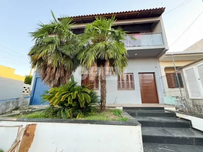 Sobrado com 4 Quartos à venda, 231m² no Igara, Canoas