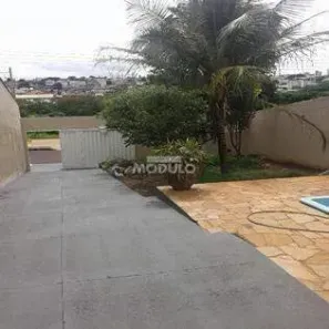 Casa com 2 Quartos à venda, 119m² no Jaraguá, Uberlândia