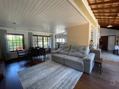 Casa com 3 Quartos à venda, 117m² no Sambaqui, Florianópolis
