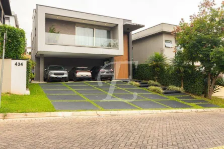 Casa de Condomínio com 4 Quartos à venda, 350m² no Tamboré, Santana de Parnaíba