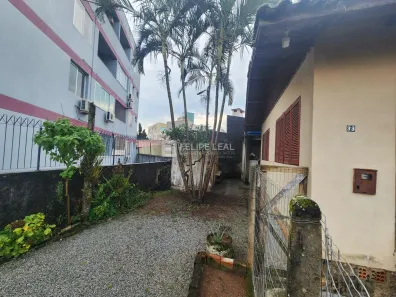 Lote/Terreno à venda, 621m² no Trindade, Florianópolis