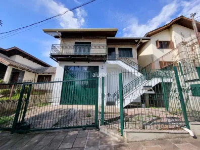 Casa com 4 Quartos para alugar, 209m² no Santa Lúcia, Caxias do Sul