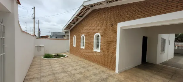 Casa com 3 Quartos para alugar, 148m² no Parque São Quirino, Campinas