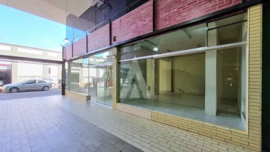 Ponto Comercial para alugar, 242m² no Centro, Joinville