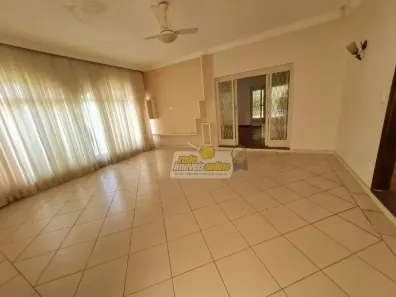 Casa com 5 Quartos para venda ou aluguel, 317m² no Mercês, Uberaba