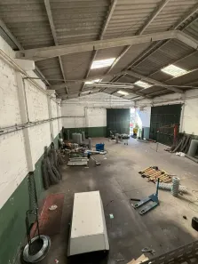 Galpão/Depósito/Armazém para alugar, 300m² no Éden, Sorocaba