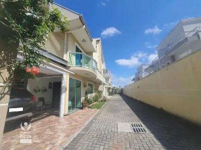 Sobrado com 3 Quartos à venda, 142m² no Hauer, Curitiba
