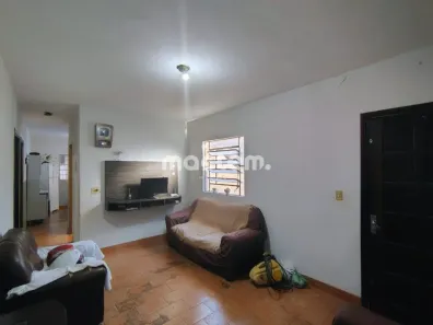 Casa com 3 Quartos à venda, 135m² no Presidente Dutra, Ribeirão Preto