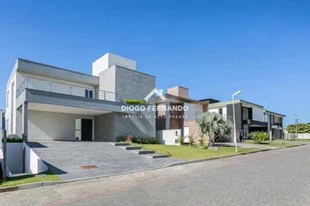 Casa com 4 Quartos à venda, 360m² no Ingleses do Rio Vermelho, Florianópolis