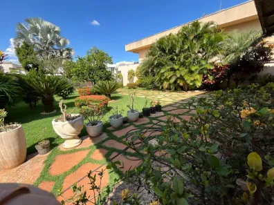 Casa de Condomínio com 3 Quartos à venda, 370m² no Jardins Atenas, Goiânia