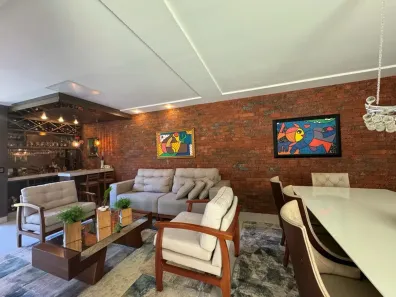 Sobrado com 5 Quartos à venda, 353m² no Goiânia 2, Goiânia